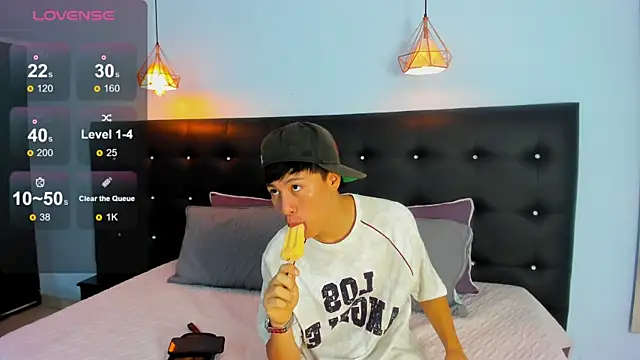 Abraham horny18 online show from 18, 11, 2025