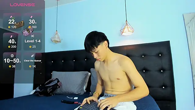 Abraham horny18 online show from 2, 12, 2025