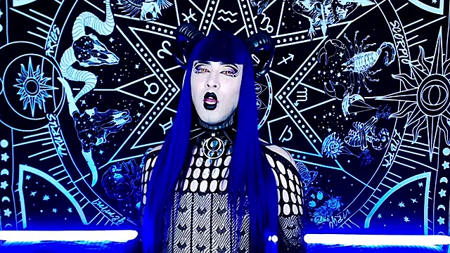 naomi satan online show from 29, 11, 2025