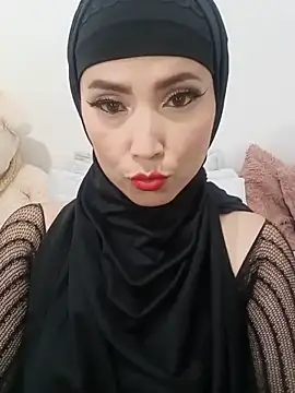 Snapshot of jamila_zair chatting on 27, 5, 2026 jamila zair online show from 27, 5, 2026