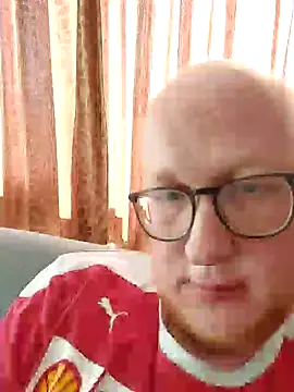 Snapshot of geilerd122 chatting on 15, 9, 2025 geilerd122 online show from 15, 9, 2025