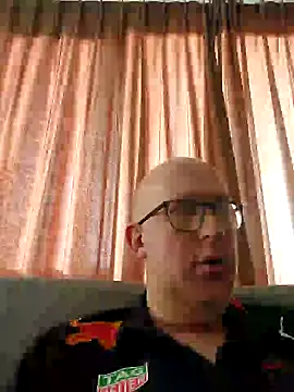 Snapshot of geilerd122 chatting on 5, 10, 2025 geilerd122 online show from 5, 10, 2025