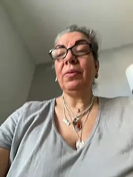 dieseldame1313 online show from 18, 1, 2025