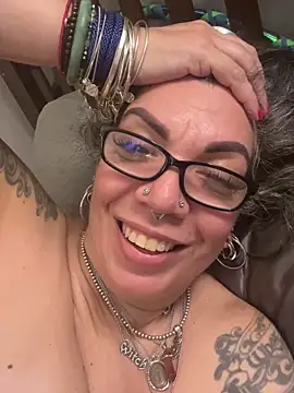 dieseldame1313 online show from 11, 2, 2025