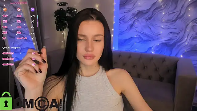 Aria Mila online show from 19, 1, 2026