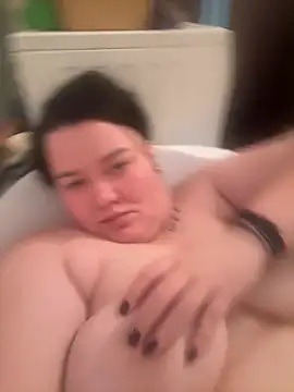 SunnyLeila2101 online show from 18, 11, 2025