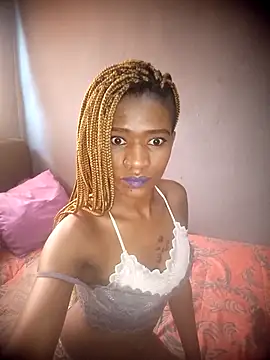 Snapshot of Red_Tamia chatting on 18, 10, 2025 Red Tamia online show from 18, 10, 2025