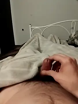 Snapshot of tip_hard_cock chatting on 16, 9, 2025 tip hard cock online show from 16, 9, 2025