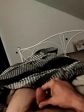 Snapshot of tip_hard_cock chatting on 4, 11, 2025 tip hard cock online show from 4, 11, 2025