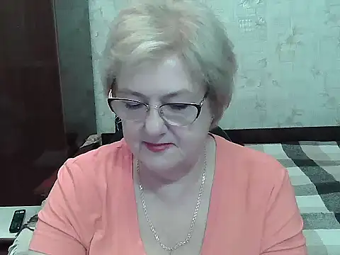 Snapshot of Renata62011 chatting on 17, 7, 2026 Renata62011 online show from 17, 7, 2026