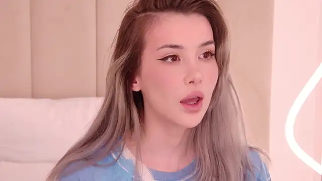 Nesolla online show from 30, 3, 2026