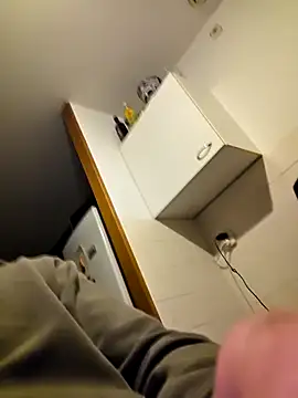 Snapshot of Rikkiebi21jaar chatting on 20, 11, 2025 Rikkiebi21jaar online show from 20, 11, 2025