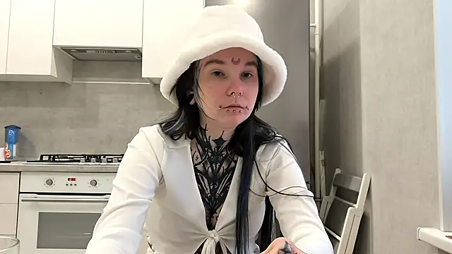 HighelikeGirl online show from 19, 1, 2026