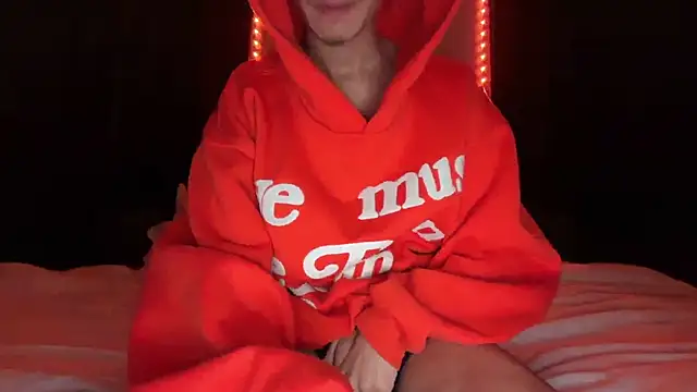 Snapshot of holydirt_luxeno1 chatting on 17, 1, 2026 holydirt luxeno1 online show from 17, 1, 2026