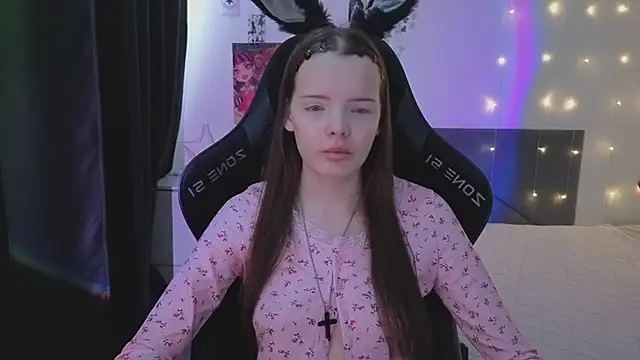 Luna Navy online show from 14, 2, 2026