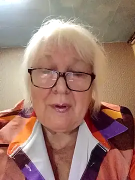 Alexia64231 online show from 2, 11, 2025