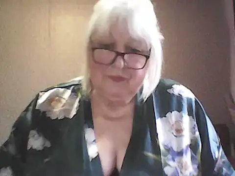 Alexia64231 online show from 10, 4, 2026