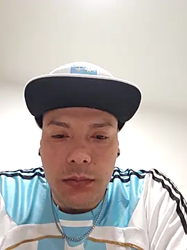 Sergiochicaguala online show from 2, 4, 2026