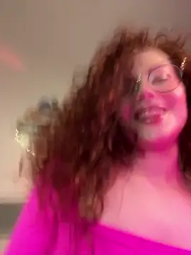 Snapshot of Lunna_reed chatting on 2, 10, 2025 Lunna reed online show from 2, 10, 2025