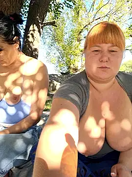 Snapshot of Miss_tits2025 chatting on 23, 9, 2025 Miss tits2025 online show from 23, 9, 2025