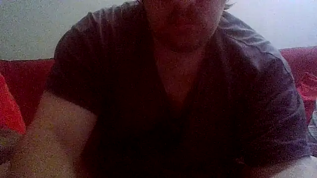 Snapshot of chubbyDavid1998 chatting on 3, 11, 2025 chubbyDavid1998 online show from 3, 11, 2025