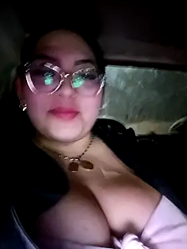 Snapshot of RachelCute1 chatting on 3, 10, 2025 RachelCute1 online show from 3, 10, 2025