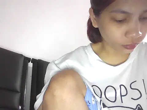 ivyloving4you online show from 1, 11, 2025