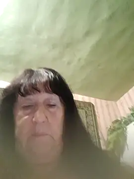 CrystalLime6411 online show from 8, 10, 2025