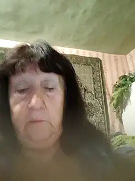 CrystalLime6411 online show from 22, 10, 2025