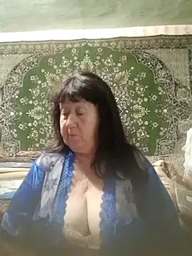 CrystalLime6411 online show from 29, 10, 2025