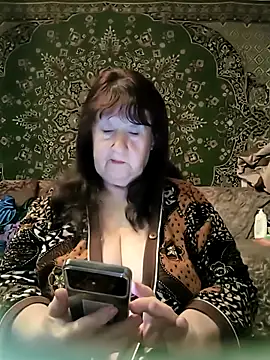 CrystalLime6411 online show from 26, 3, 2026