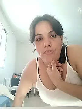 Bellapotencia1985 online show from 13, 1, 2026