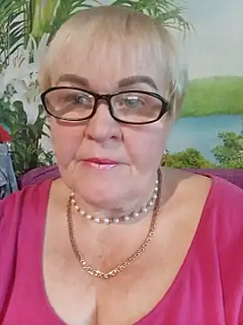 Snapshot of VioletSweet5566 chatting on 9, 9, 2025 VioletSweet5566 online show from 9, 9, 2025