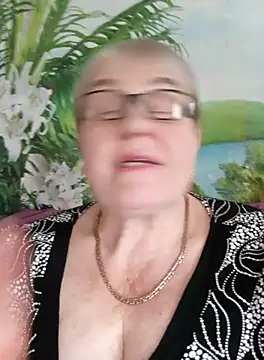 Snapshot of VioletSweet5566 chatting on 6, 10, 2025 VioletSweet5566 online show from 6, 10, 2025