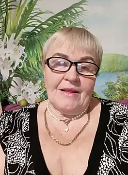 Snapshot of VioletSweet5566 chatting on 7, 10, 2025 VioletSweet5566 online show from 7, 10, 2025