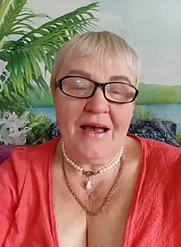 Snapshot of VioletSweet5566 chatting on 11, 10, 2025 VioletSweet5566 online show from 11, 10, 2025