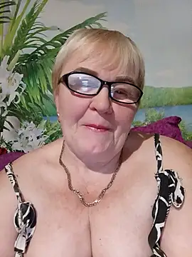 Snapshot of VioletSweet5566 chatting on 8, 11, 2025 VioletSweet5566 online show from 8, 11, 2025