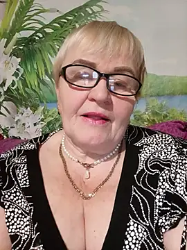 Snapshot of VioletSweet5566 chatting on 9, 11, 2025 VioletSweet5566 online show from 9, 11, 2025