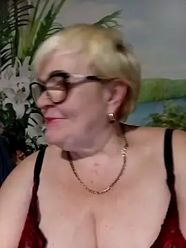 VioletSweet5566 online show from 24, 2, 2026