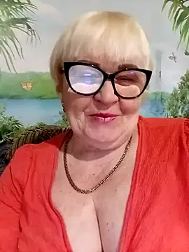VioletSweet5566 online show from 9, 4, 2026