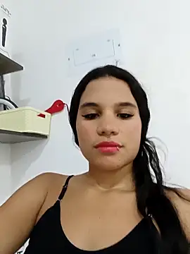 Little-Pussy-Sweet online show from 10, 9, 2025