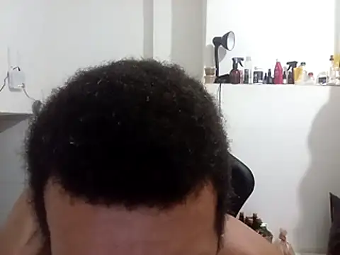 moreno25centimetro online show from 7, 10, 2025