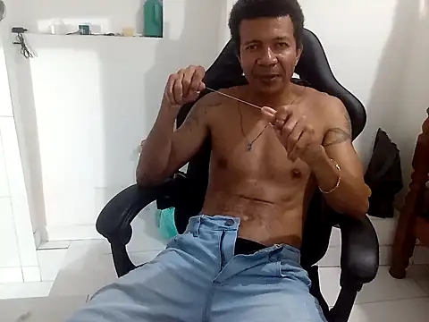 moreno25centimetro online show from 12, 10, 2025