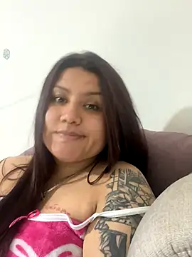 naomy26 online show from 19, 11, 2025