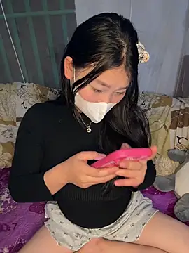 Snapshot of Samcutes chatting on 17, 12, 2025 Samcutes online show from 17, 12, 2025