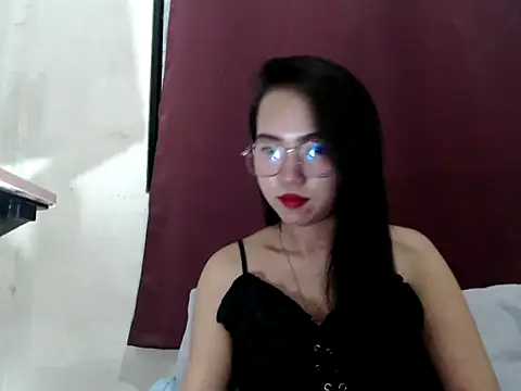 yourloving maris online show from 28, 3, 2026