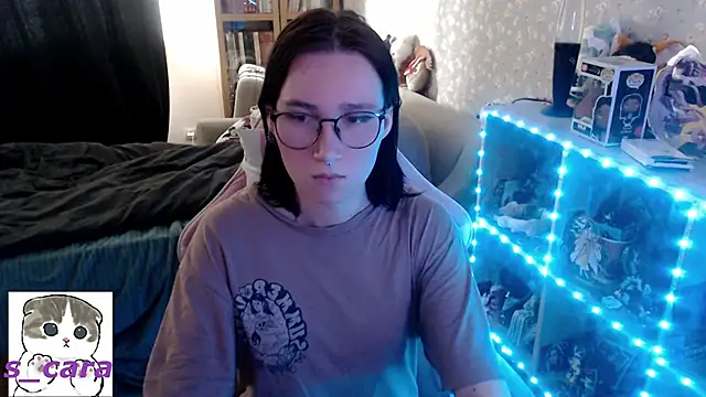 Snapshot of s_cara chatting on 10, 9, 2025 s cara online show from 10, 9, 2025