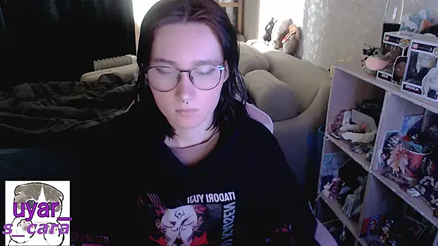 Snapshot of s_cara chatting on 27, 9, 2025 s cara online show from 27, 9, 2025