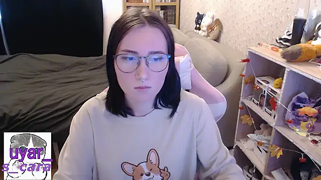 Snapshot of s_cara chatting on 16, 11, 2025 s cara online show from 16, 11, 2025