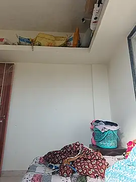 Shivani2002 online show from 14, 12, 2025